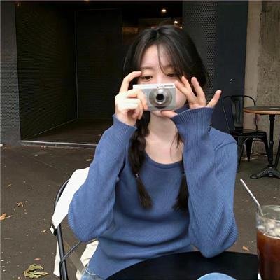 琴韵补情天 海报