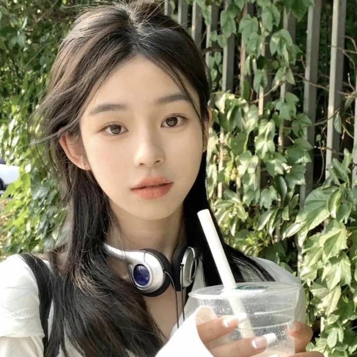 爱情是什么2018 封面